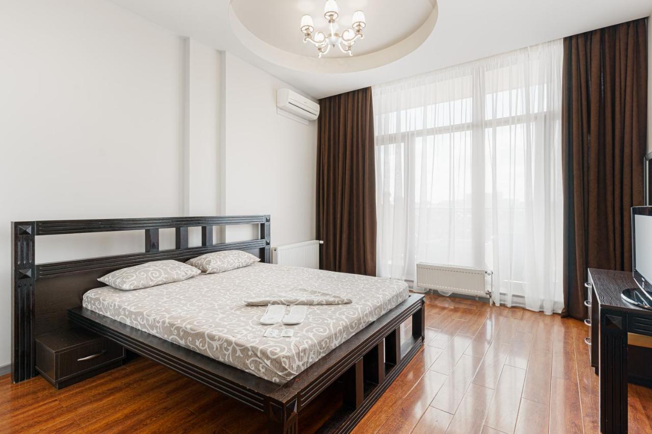 Arcadia Palace 2-Bedrooms Apartment With Terrace Одесса Экстерьер фото