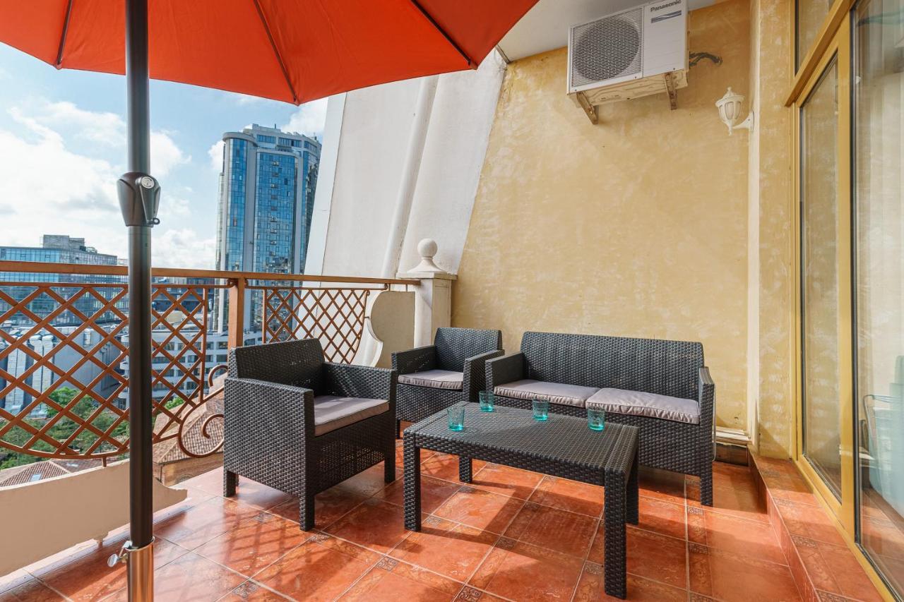 Arcadia Palace 2-Bedrooms Apartment With Terrace Одесса Экстерьер фото